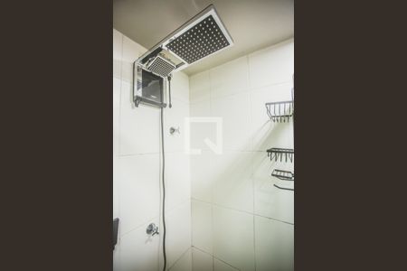 Banheiro de kitnet/studio para alugar com 1 quarto, 26m² em Mirandópolis, São Paulo