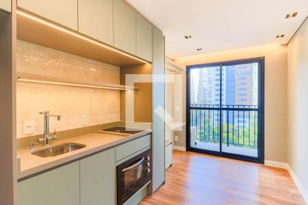 Cozinha de apartamento para alugar com 1 quarto, 27m² em Campo Belo, São Paulo