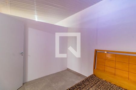 Quarto 2 de casa para alugar com 2 quartos, 35m² em Planalto Paulista, São Paulo