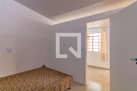Quarto 2 de casa para alugar com 2 quartos, 35m² em Planalto Paulista, São Paulo