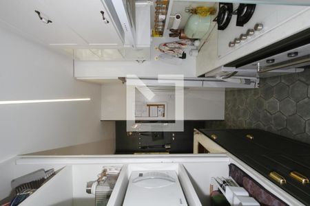 Cozinha de apartamento à venda com 2 quartos, 57m² em Calafate, Belo Horizonte