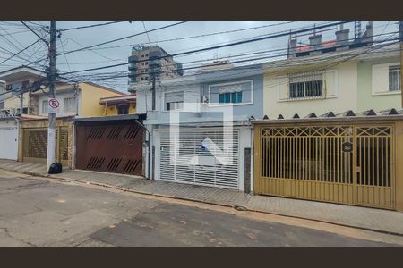 Fachada de casa à venda com 4 quartos, 135m² em Vila Pauliceia, São Paulo