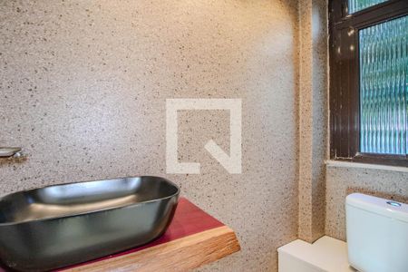 Lavabo de apartamento à venda com 3 quartos, 128m² em Moinhos de Vento, Porto Alegre