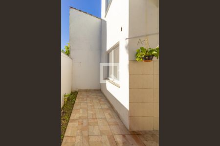 Varanda  de apartamento à venda com 2 quartos, 40m² em Fátima, Canoas