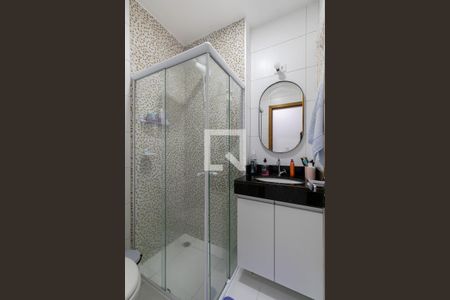 Banheiro de apartamento à venda com 2 quartos, 42m² em Parada Xv de Novembro, São Paulo
