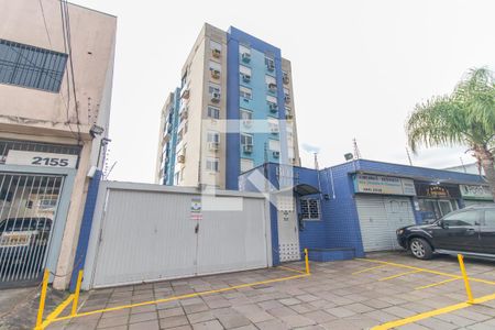 Fachada de apartamento à venda com 3 quartos, 71m² em Cavalhada, Porto Alegre