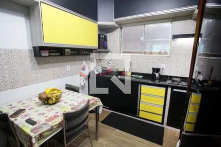 Cozinha de casa para alugar com 3 quartos, 250m² em Taquara, Rio de Janeiro