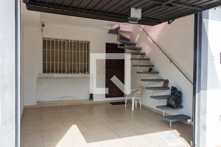 Garagem de casa à venda com 2 quartos, 122m² em Socorro, São Paulo