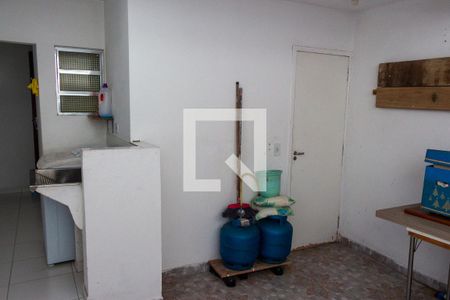 Quintal de casa à venda com 2 quartos, 122m² em Socorro, São Paulo