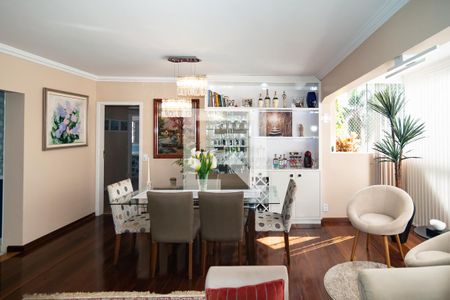 Sala de apartamento à venda com 3 quartos, 120m² em Bela Vista, São Paulo