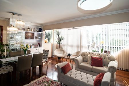 Sala de apartamento à venda com 3 quartos, 120m² em Bela Vista, São Paulo