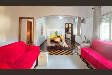 Sala de casa à venda com 3 quartos, 200m² em Camaquã, Porto Alegre