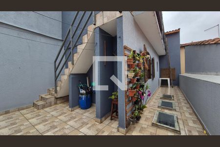 Área externa de casa à venda com 3 quartos, 252m² em Vila Curuçá, Santo André