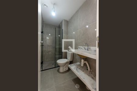 Banheiro de apartamento para alugar com 2 quartos, 38m² em Vila Pirituba, São Paulo