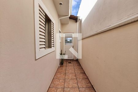 Corredor de casa à venda com 4 quartos, 120m² em Parque Santa Bárbara, Campinas