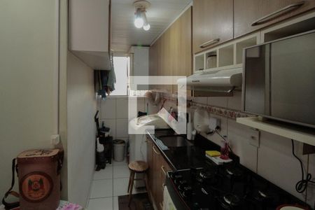 Cozinha de apartamento à venda com 2 quartos, 38m² em Parque Santa Fé, Porto Alegre