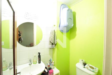 Banheiro de apartamento para alugar com 2 quartos, 38m² em Parque Santa Fé, Porto Alegre