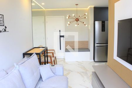 Sala de apartamento para alugar com 2 quartos, 50m² em Jardim Pioneira, Cotia