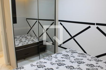 Quarto 1 de apartamento para alugar com 2 quartos, 50m² em Jardim Pioneira, Cotia