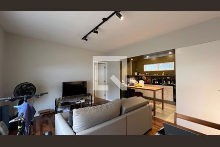 Sala de apartamento à venda com 2 quartos, 90m² em Cerqueira César, São Paulo