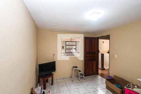 Quarto 1 de casa para alugar com 2 quartos, 100m² em Vila Cristalia, São Paulo