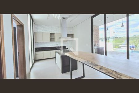 Cozinha de casa de condomínio à venda com 4 quartos, 503m² em Alphaville Vespasiano, Vespasiano