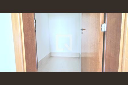 Despensa de casa de condomínio à venda com 4 quartos, 503m² em Alphaville Vespasiano, Vespasiano