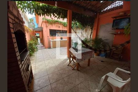 Quintal de casa à venda com 3 quartos, 250m² em Planalto Paulista, São Paulo