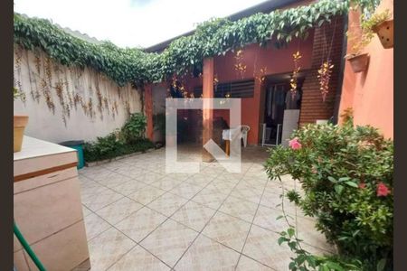 Quintal de casa à venda com 3 quartos, 250m² em Planalto Paulista, São Paulo