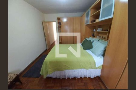 Quarto de casa à venda com 3 quartos, 250m² em Planalto Paulista, São Paulo