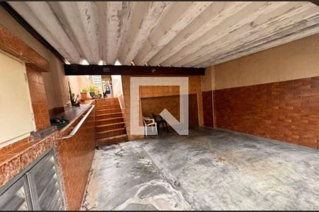 Garagem de casa à venda com 2 quartos, 300m² em Vila Mangalot, São Paulo