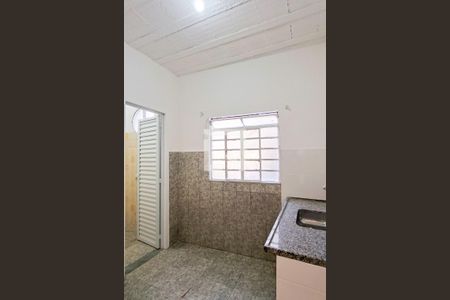 Cozinha de casa para alugar com 1 quarto, 50m² em Cachoeirinha, Belo Horizonte