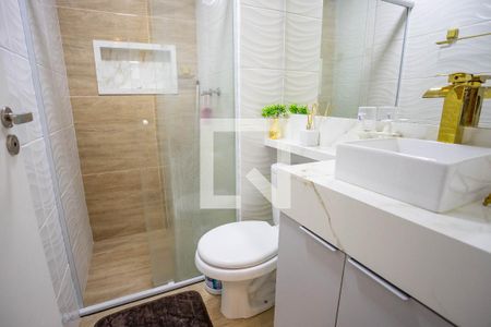 Banheiro de apartamento à venda com 2 quartos, 43m² em Piraporinha, Diadema