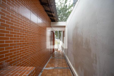 Corredor de casa à venda com 3 quartos, 56m² em Campanário, Diadema