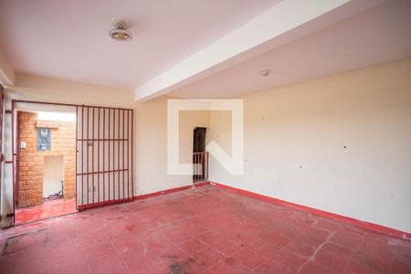 Garagem de casa à venda com 3 quartos, 56m² em Campanário, Diadema