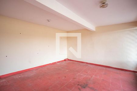 Garagem de casa à venda com 3 quartos, 56m² em Campanário, Diadema