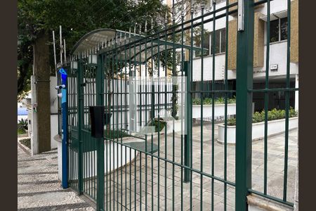 Fachada do Prédio de apartamento para alugar com 3 quartos, 213m² em Perdizes, São Paulo