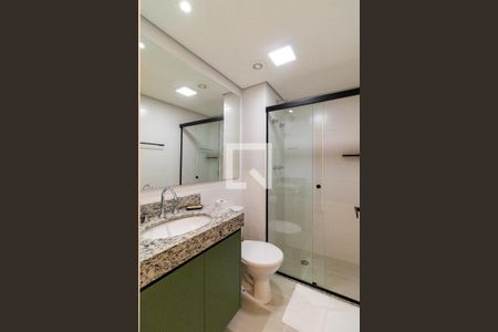 Banheiro de kitnet/studio para alugar com 1 quarto, 24m² em Perdizes, São Paulo