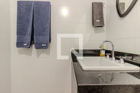 Banheiro de kitnet/studio à venda com 1 quarto, 26m² em Jardim das Acacias, São Paulo