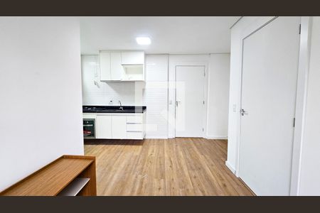 Sala de apartamento para alugar com 1 quarto, 39m² em Vila Sofia, São Paulo