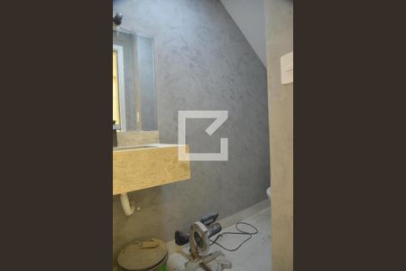 Lavabo de casa à venda com 3 quartos, 160m² em Vila Camilópolis, Santo André