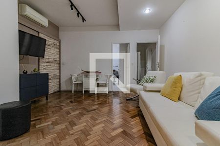Sala de TV de apartamento à venda com 4 quartos, 215m² em Leblon, Rio de Janeiro