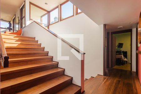 Sala de casa de condomínio à venda com 4 quartos, 400m² em Santa Tereza, Porto Alegre