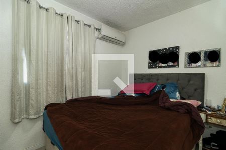 Quarto 1 de apartamento à venda com 2 quartos, 50m² em Jardim Dona Leopoldina, Porto Alegre