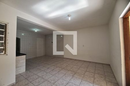 Sala de casa para alugar com 1 quarto, 65m² em Conjunto Promorar Sapopemba, São Paulo