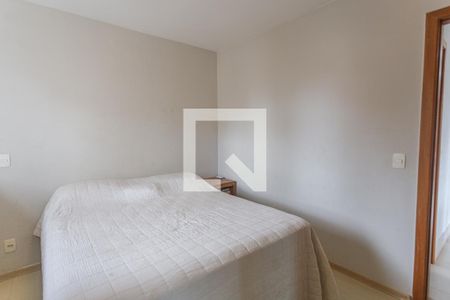 Suíte de apartamento à venda com 3 quartos, 140m² em Santo Antônio, Belo Horizonte