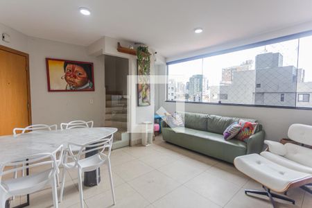 Sala 1 de apartamento à venda com 3 quartos, 140m² em Santo Antônio, Belo Horizonte