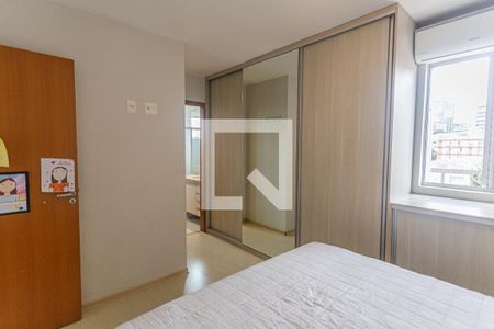 Suíte de apartamento à venda com 3 quartos, 140m² em Santo Antônio, Belo Horizonte