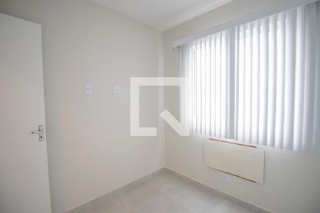 Quarto 1 de apartamento para alugar com 3 quartos, 68m² em Centro, São Gonçalo
