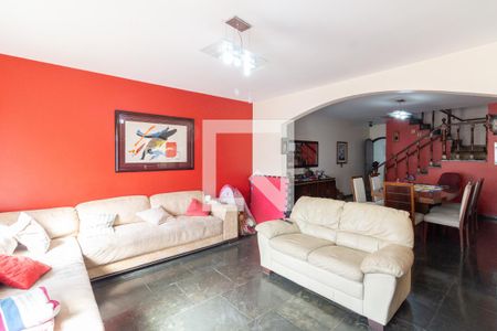 Sala de casa à venda com 7 quartos, 430m² em Ferreira, São Paulo